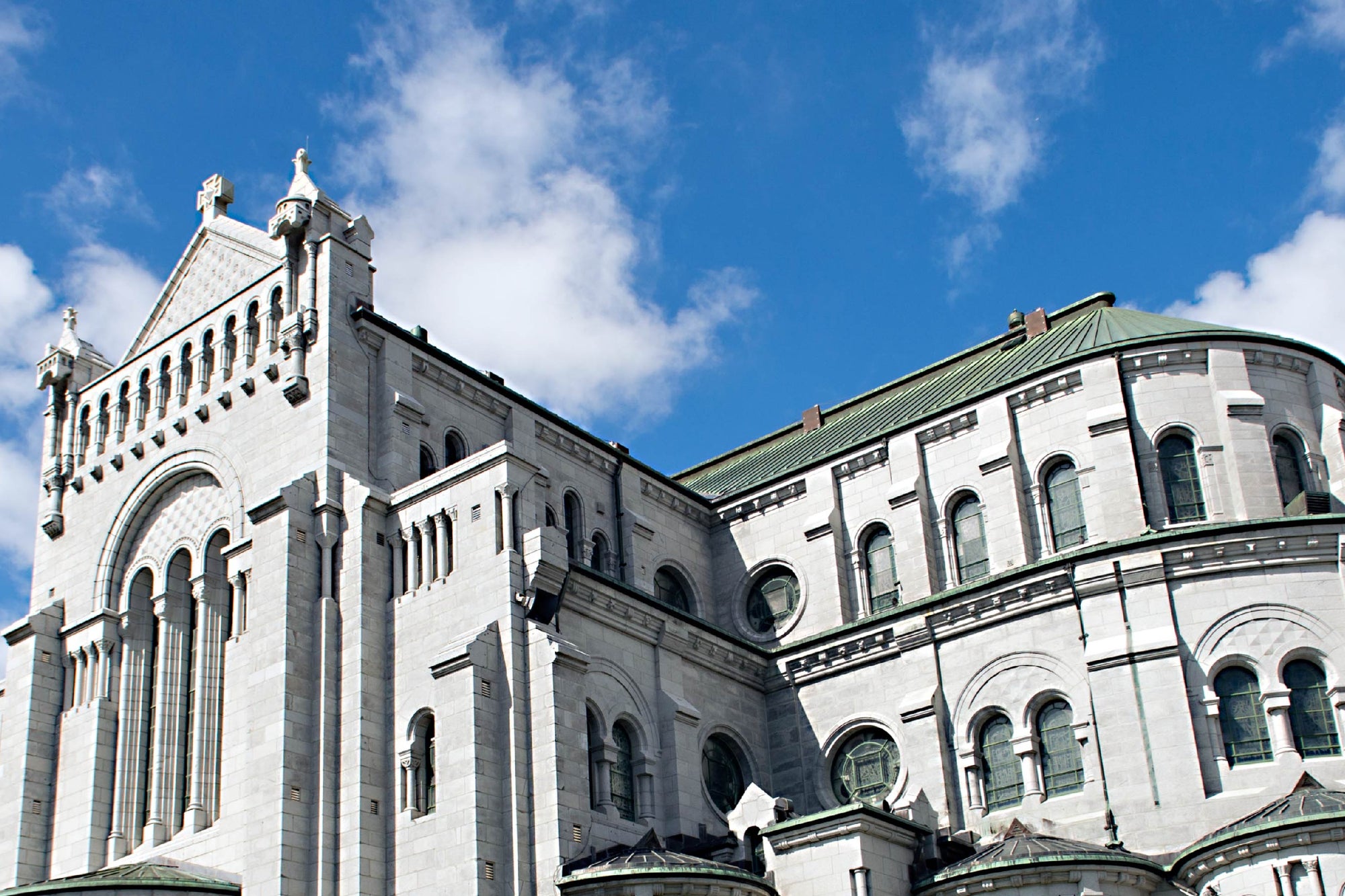 Explore the Sanctuary of Saint Anne-de-Beaupré: A Spiritual Journey to ...